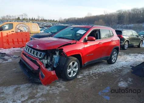 2018 Jeep Compass Latitude Fwd z USA, uszkodzony, nr VIN 3C4NJCBB7JT240816